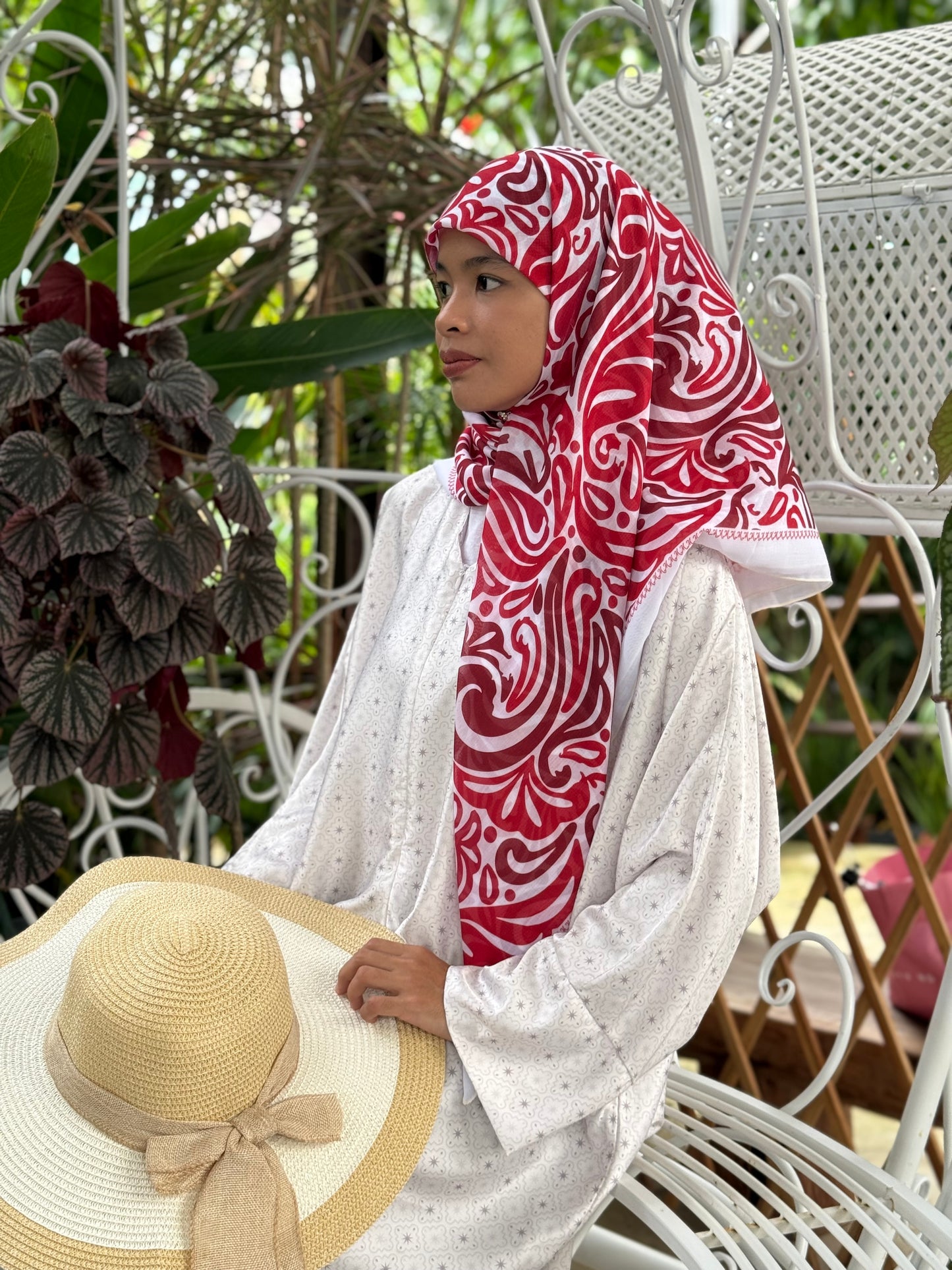 Batik Hatter (Red)
